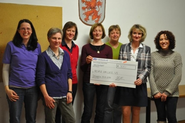 landfrauen-fingen-2-vert70B9D104-4288-1092-2F38-4764E45C13EB.jpg