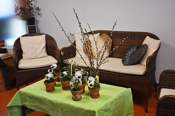 osterbasteln2019-32992093B-D6D7-E13A-9BBF-A73FF35FE9BC.jpg